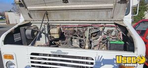 1984 P Series All-purpose Food Truck Electrical Outlets California Gas Engine for Sale