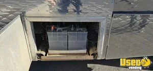 1984 P Series All-purpose Food Truck Fresh Water Tank California Gas Engine for Sale