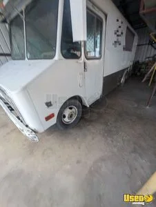 1984 P20 All-purpose Food Truck Stainless Steel Wall Covers New Mexico Gas Engine for Sale
