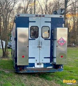 1984 P30 All Purpose Food Truck All-purpose Food Truck Prep Station Cooler Delaware for Sale