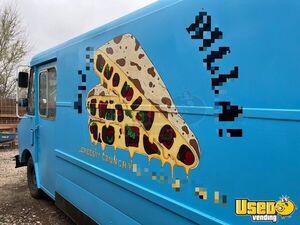 1984 P30 All-purpose Food Truck Concession Window Colorado Gas Engine for Sale