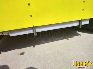 1984 P30 All-purpose Food Truck Floor Drains Delaware Gas Engine for Sale
