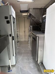 1984 P30 All-purpose Food Truck Refrigerator Florida Gas Engine for Sale