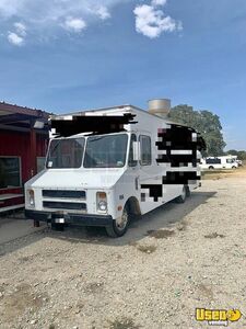 1984 P30 All-purpose Food Truck Texas Gas Engine for Sale