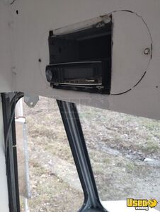 1984 P30 Barbecue Food Truck Barbecue Food Truck 40 Illinois Gas Engine for Sale