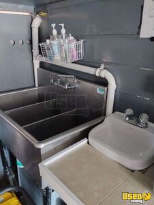 1984 P30 Barbecue Food Truck Barbecue Food Truck Additional 3 Illinois Gas Engine for Sale