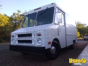 1984 P30 Empty Step Van Truck Stepvan Arizona Gas Engine for Sale