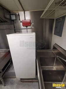 1984 P30 Kitchen Food Truck All-purpose Food Truck Fryer Florida for Sale