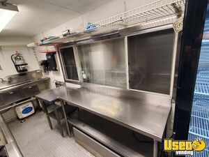 1984 P30 Kitchen Food Truck All-purpose Food Truck Transmission - Automatic Florida for Sale