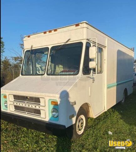 1984 P30 Mobile Boutique Truck Mobile Boutique Florida Diesel Engine for Sale