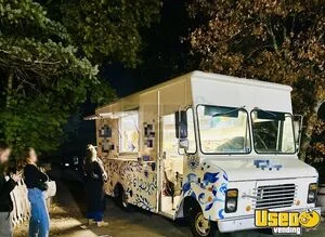 1984 P30 Step Truck Pizza Food Truck Concession Window Massachusetts Gas Engine for Sale