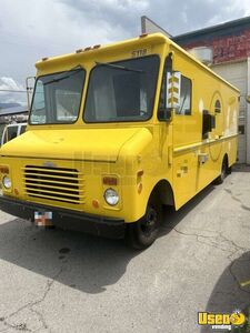 1984 P30 Step Van Food Truck All-purpose Food Truck Concession Window Utah for Sale