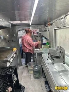 1984 P35 All-purpose Food Truck Exterior Customer Counter New York Gas Engine for Sale