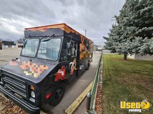 1984 Step Van Pizza Food Truck Insulated Walls Michigan Gas Engine for Sale