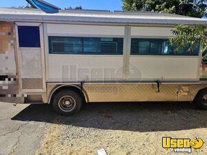 1984 T30 All-purpose Food Truck All-purpose Food Truck Cabinets California Gas Engine for Sale