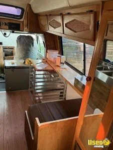 1985 Champion / Rv All-purpose Food Truck Exterior Customer Counter Idaho Gas Engine for Sale