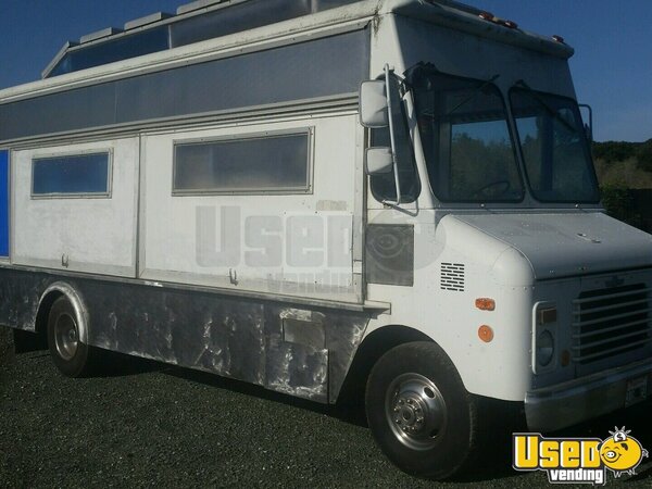 1985 Chev. P-30 Gruman , Kurbmaster All-purpose Food Truck Stainless Steel Wall Covers California Gas Engine for Sale