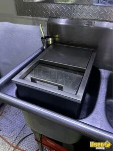 1985 Chevrolet P30 All-purpose Food Truck Diamond Plated Aluminum Flooring Pennsylvania Gas Engine for Sale
