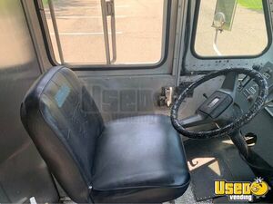 1985 Forward Control Chassis, Vandura P3500 All-purpose Food Truck Stainless Steel Wall Covers Connecticut Diesel Engine for Sale