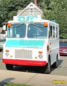 1985 Grumman Olson Ice Cream Truck Ice Cream Truck Concession Window Massachusetts Gas Engine for Sale