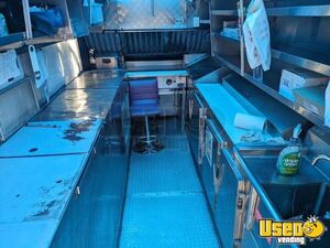 1985 P30 All-purpose Food Truck All-purpose Food Truck Prep Station Cooler California Gas Engine for Sale