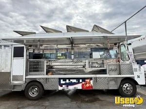 1985 P30 All-purpose Food Truck Concession Window California Gas Engine for Sale