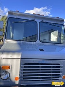 1985 P30 All-purpose Food Truck Insulated Walls Maryland Gas Engine for Sale
