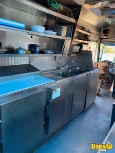 1985 P30 All-purpose Food Truck Prep Station Cooler Texas Gas Engine for Sale