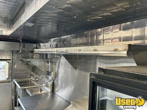 1985 P30 Food Truck All-purpose Food Truck 34 New Jersey Gas Engine for Sale