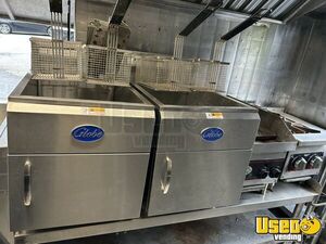 1985 P30 Food Truck All-purpose Food Truck Hand-washing Sink New Jersey Gas Engine for Sale