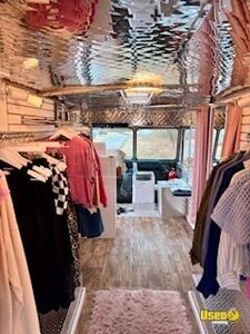 1985 P30 Mobile Boutique Dressing Room North Carolina Gas Engine for Sale