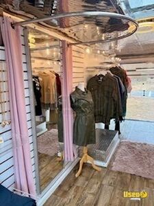 1985 P30 Mobile Boutique Transmission - Automatic North Carolina Gas Engine for Sale