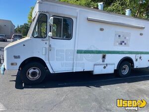 1985 P30 Step Van Food Truck All-purpose Food Truck California Gas Engine for Sale