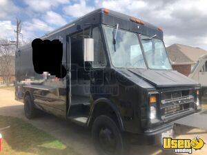 1985 P3500 Kitchen Food Truck All-purpose Food Truck Concession Window Texas Gas Engine for Sale