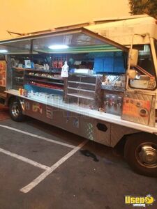 1985 Step Van Kitchen Food Truck All-purpose Food Truck California Gas Engine for Sale