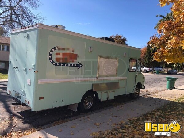 1985 Step Van Kitchen Food Truck All-purpose Food Truck Utah Gas Engine for Sale