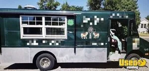 19' GMC Diesel Food Truck / Mobile Kitchen with Ansul Pro Fire Suppression for Sale in Wyoming!