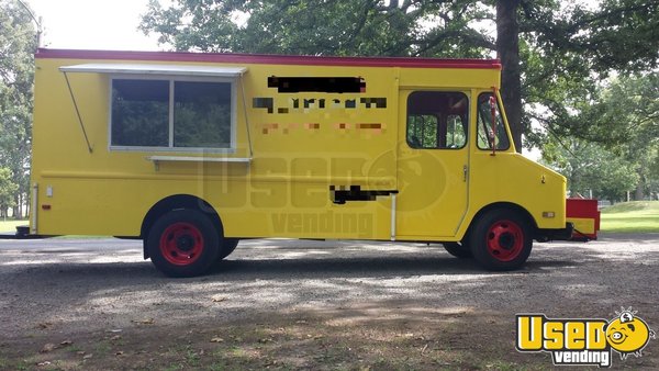 1986 Chevy P30 All-purpose Food Truck Illinois Gas Engine for Sale 1986 Chevy P30 All-purpose Food Truck Illinois Gas Engine for Sale