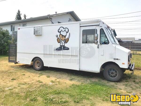 1986 E-350 Econoline Step Van Kitchen Food Truck All-purpose Food Truck Alberta Gas Engine for Sale