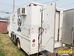 1986 E-350 Econoline Step Van Kitchen Food Truck All-purpose Food Truck Concession Window Alberta Gas Engine for Sale