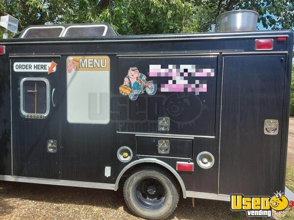 1986 F-350 Kitchen Food Truck All-purpose Food Truck Manitoba Gas Engine for Sale
