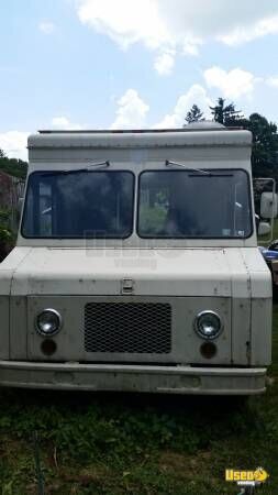 1986 Ford Step Van Food Truck / Mobile Kitchen Pennsylvania Gas Engine for Sale