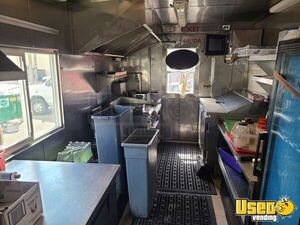 1986 Mobile Kitchen Food Truck All-purpose Food Truck Stovetop Connecticut Gas Engine for Sale