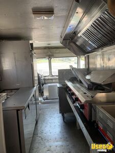1986 P-30 Food Truck All-purpose Food Truck Awning Utah Gas Engine for Sale