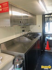 1986 P-30 Step Van Bakery Food Truck Refrigerator North Carolina Gas Engine for Sale