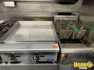 1986 P30 All-purpose Food Truck Awning Connecticut Gas Engine for Sale