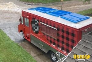 1986 P30 All-purpose Food Truck Cabinets Connecticut Gas Engine for Sale