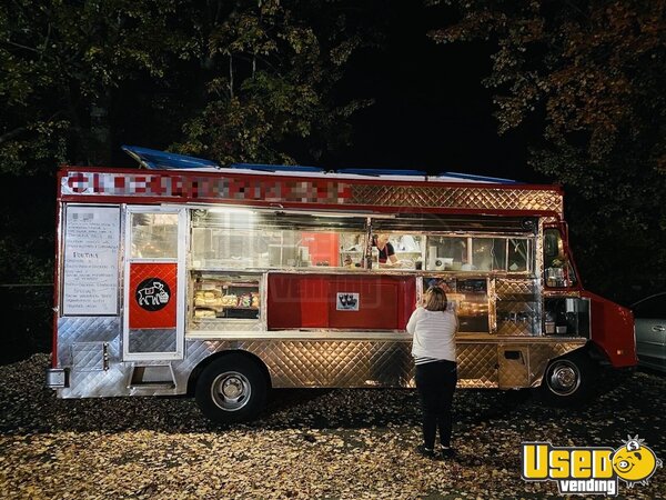 1986 P30 All-purpose Food Truck Connecticut Gas Engine for Sale