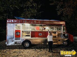 1986 P30 All-purpose Food Truck Connecticut Gas Engine for Sale