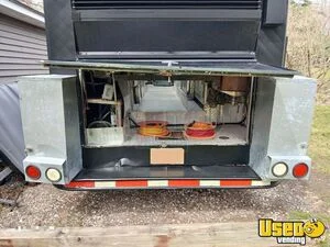 1986 P30 All-purpose Food Truck Diamond Plated Aluminum Flooring Minnesota Gas Engine for Sale